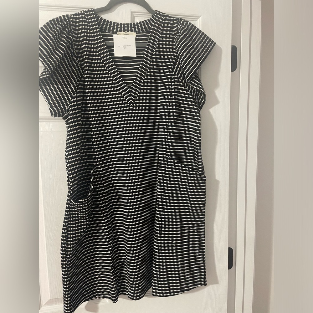 Entro - Twiggy Textured + Stripe Dress